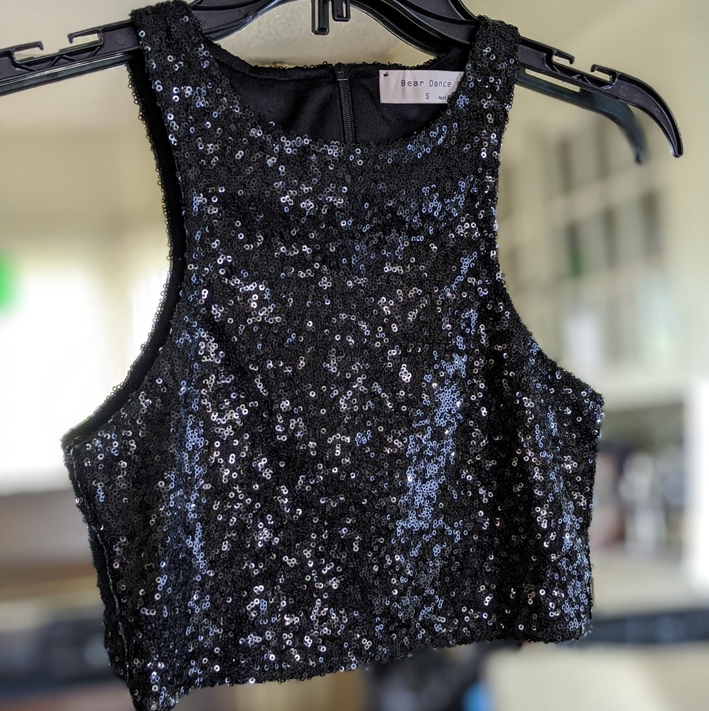 Black sequin crop tank top